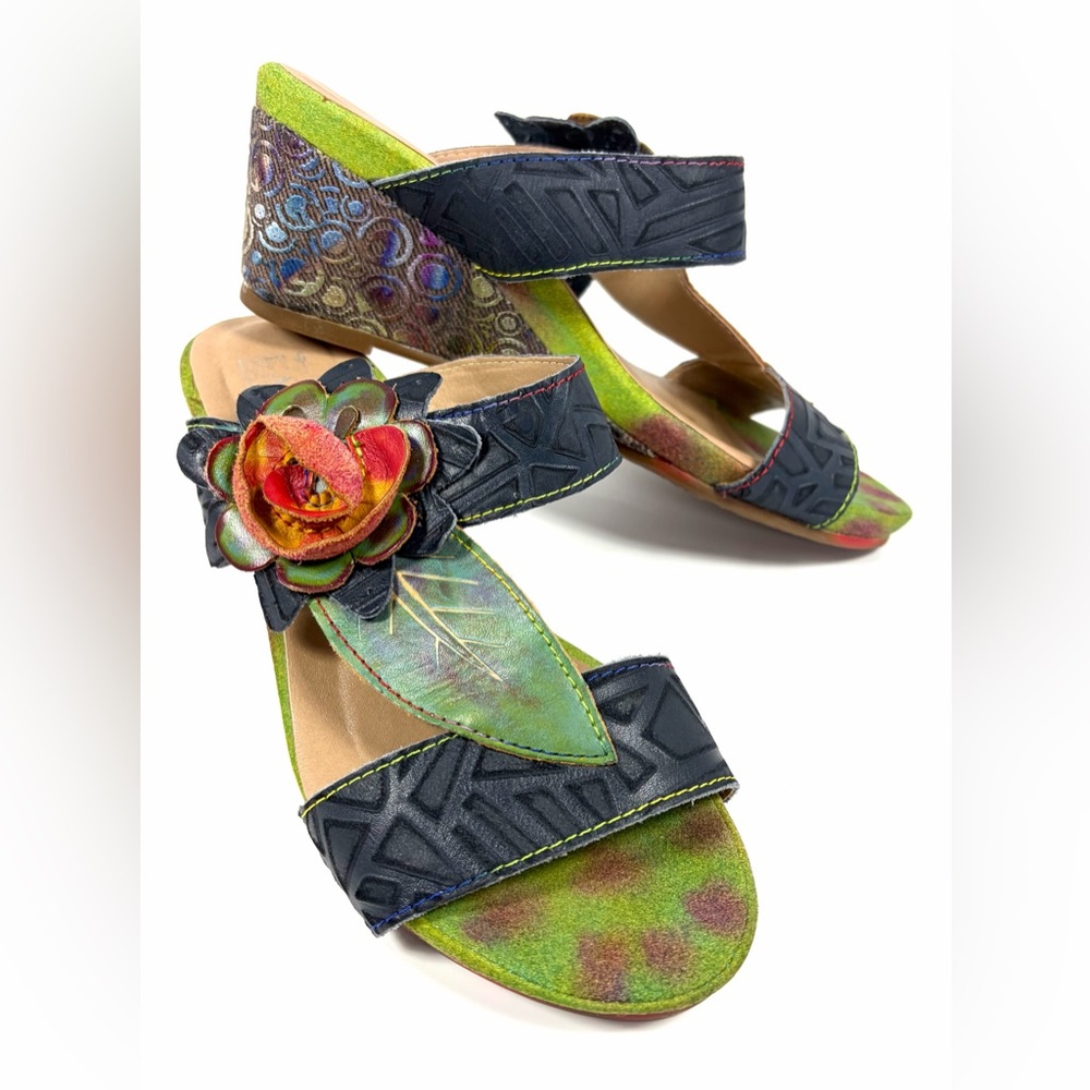 L’Artiste Spring Step Shayla Floral Leather Wedge Sandals Sz 40 9-9.5